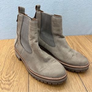 TIMBERLAND Courmayeur Valley Taupe Ran Round Toe Chelsea Women’s Boots Size 9